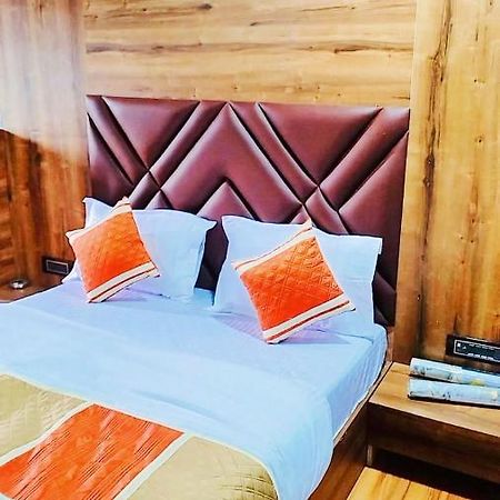 Hotel Mahi Watuwa Dış mekan fotoğraf
